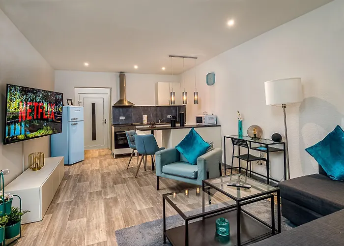 Tiny House In By Junik Prázdninový dům